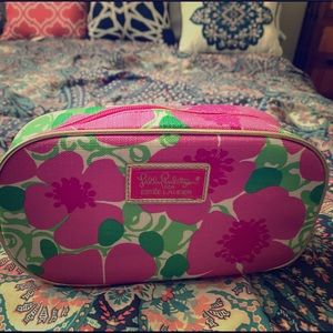 Lily Pulitzer by Estée Lauder make up bag